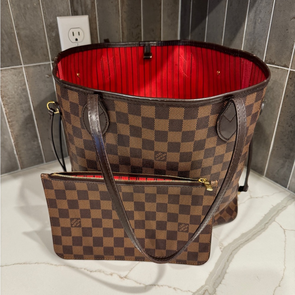 Authentic Louis Vuitton Neverfull MM